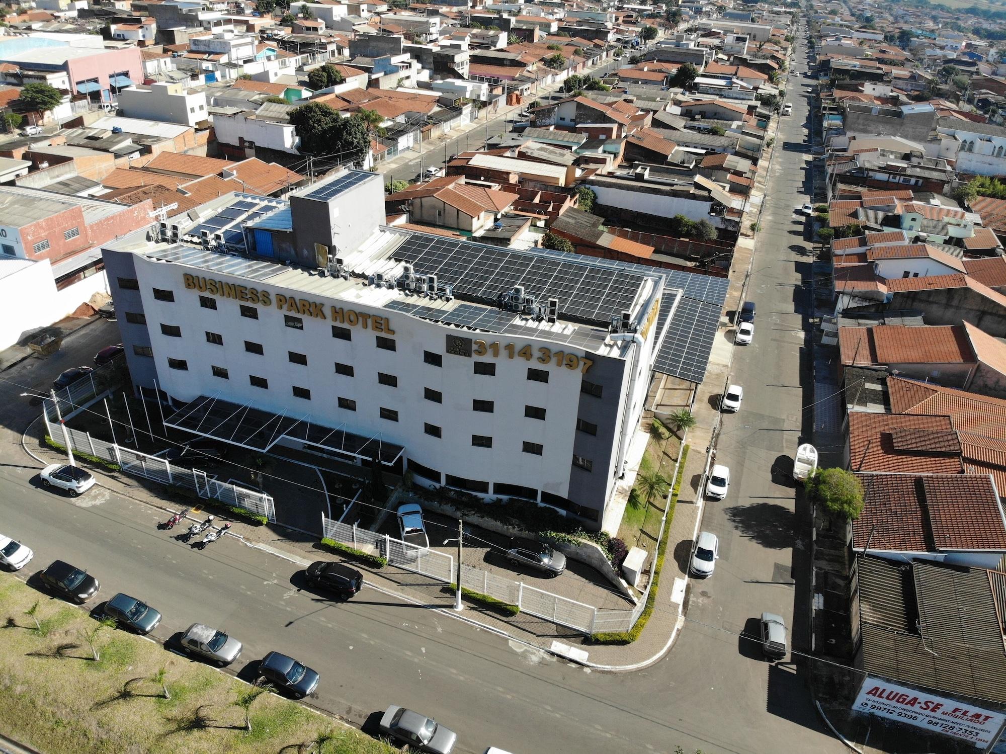 Vista Exterior Business Park Hotel