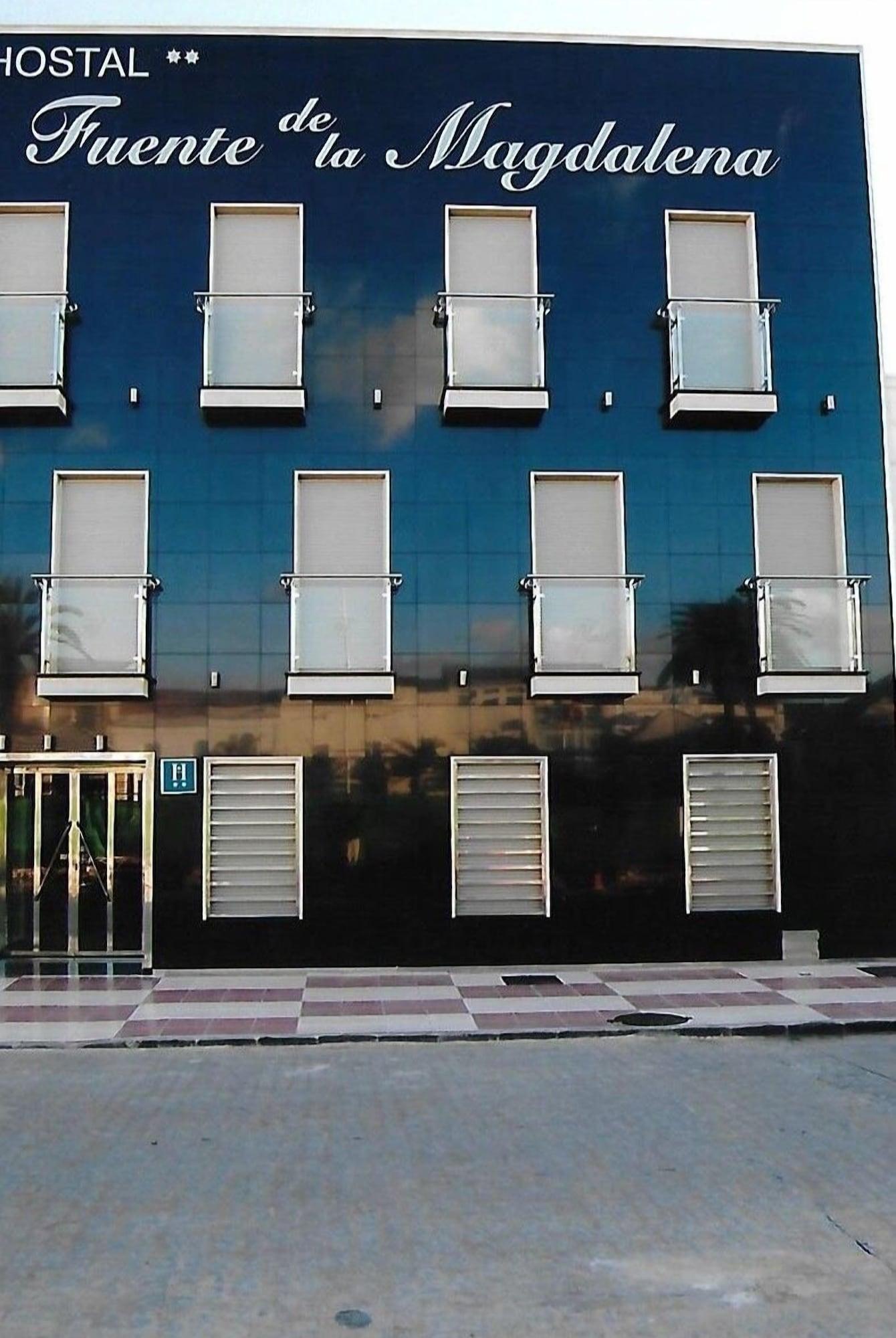 Vista Exterior Hostal Fuente de la Magdalena