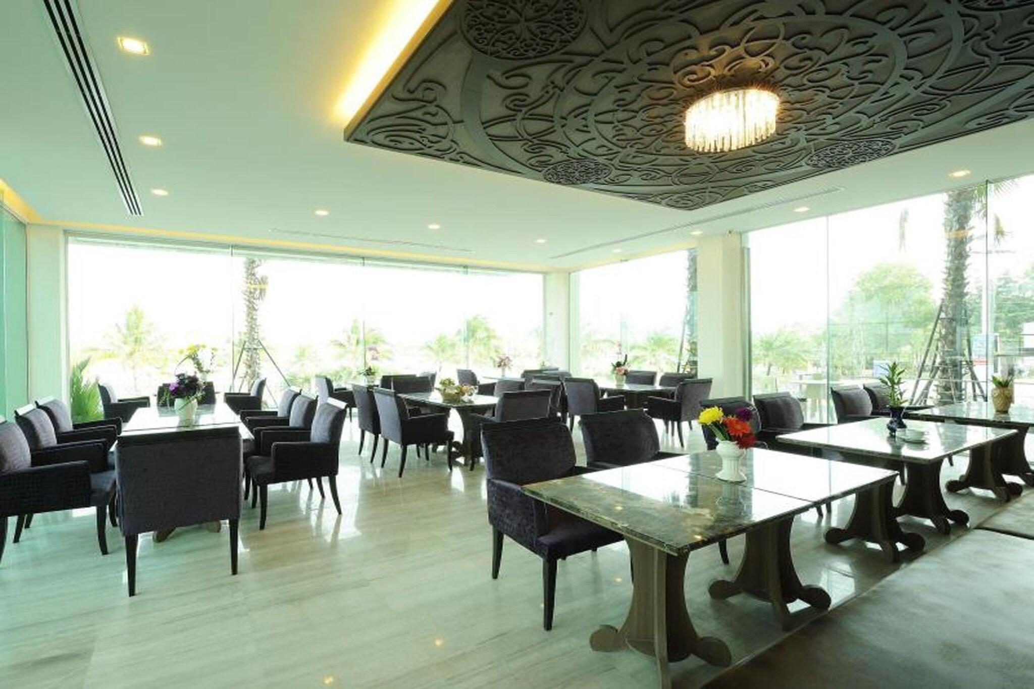 Restaurant The Beverly Hills