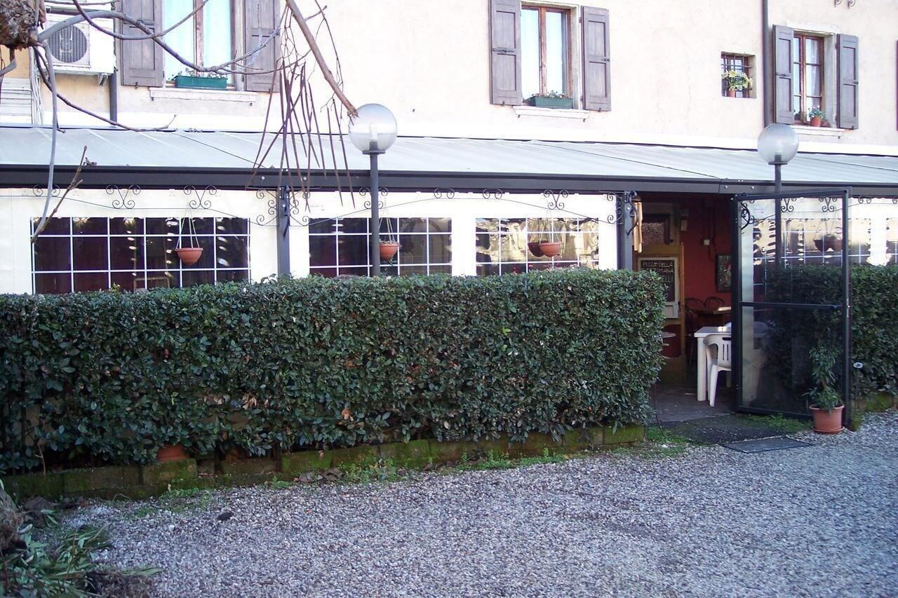 Vista Exterior Al Caminetto