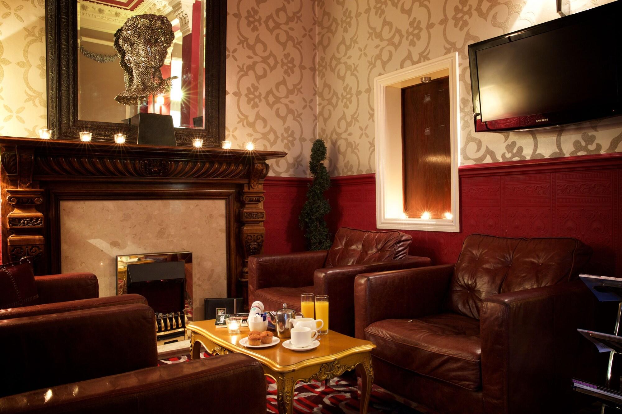 Vista Lobby Liverpool Aigburth Sefton Park Hotel By Belvilla