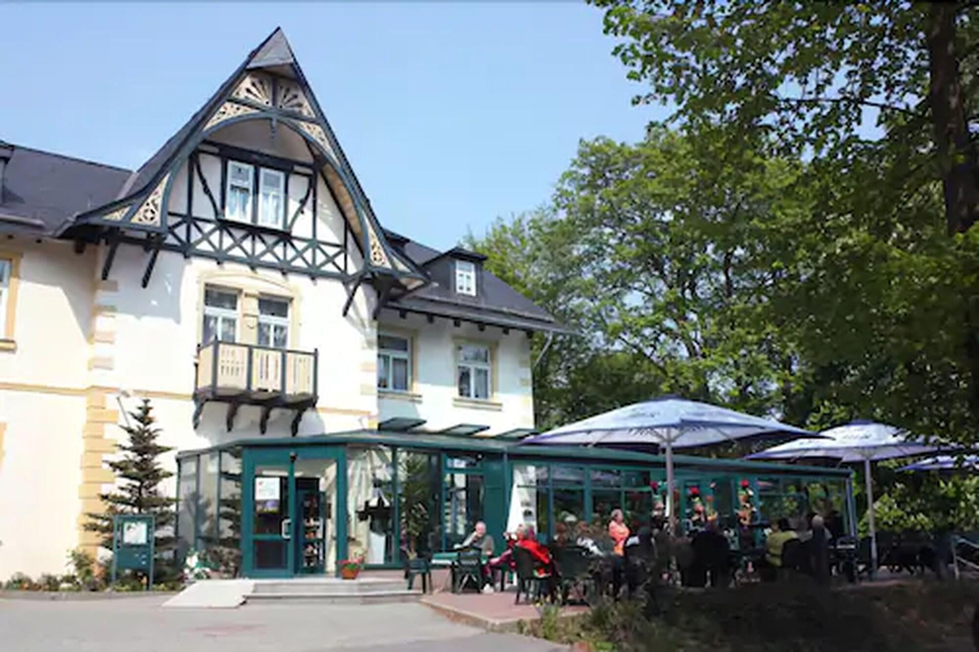 Vista Exterior Parkhotel Waldschlösschen