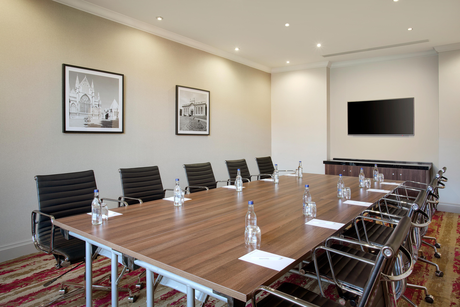 Restaurant Leonardo Hotel East Midlands Airport