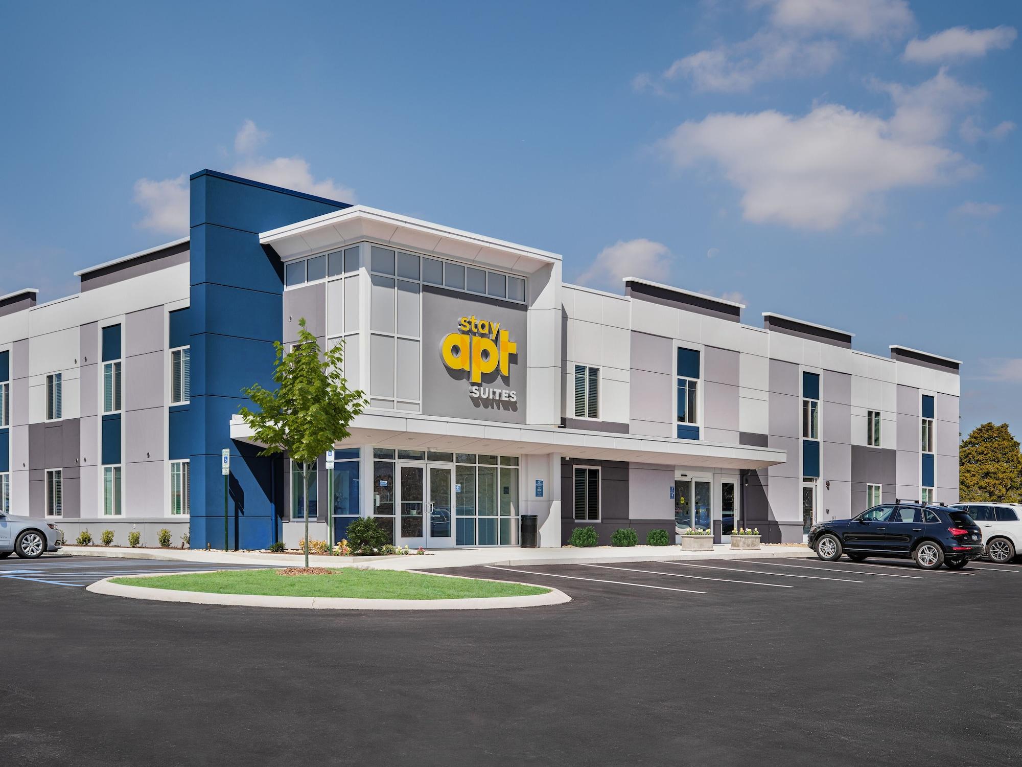 Vista Exterior stayAPT Suites Greenville Greer BMW