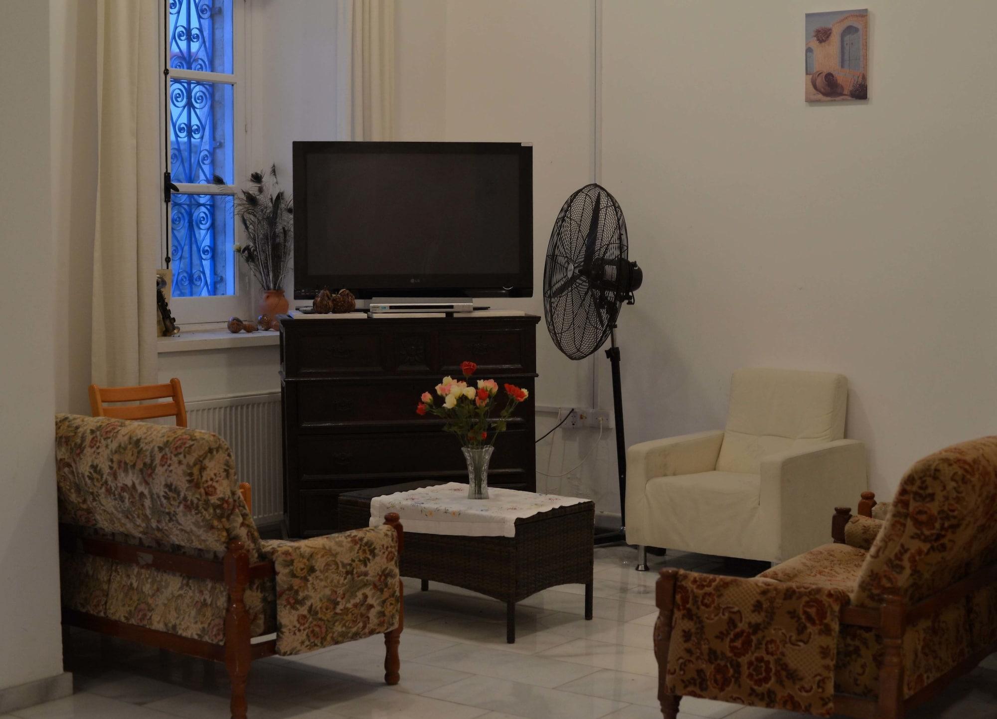 Vista Lobby Elyssia Hotel