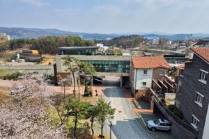 Alojamiento - The Soom Forest Hotel