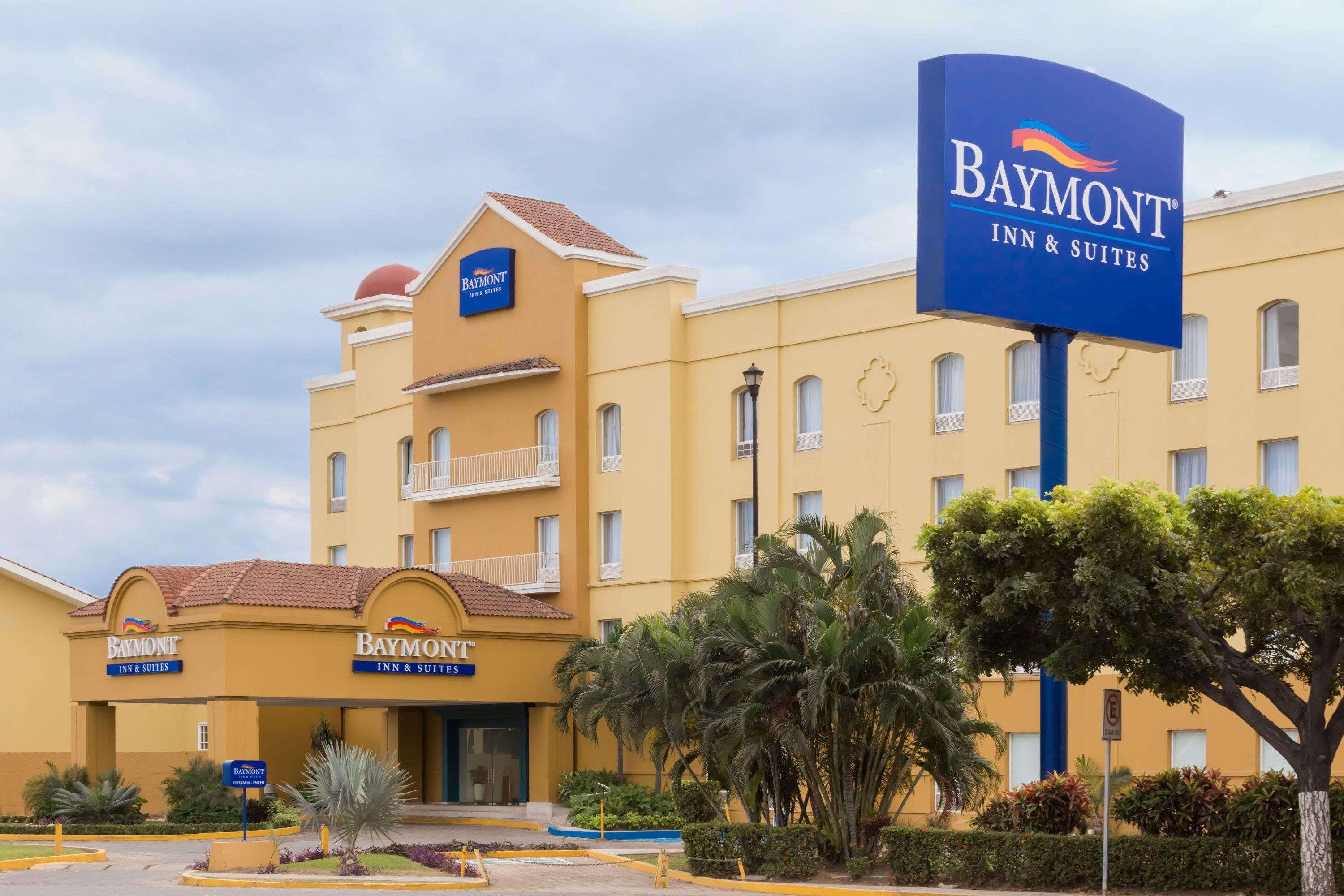 Vista Exterior Baymont Inn & Suites Lazaro Cardenas