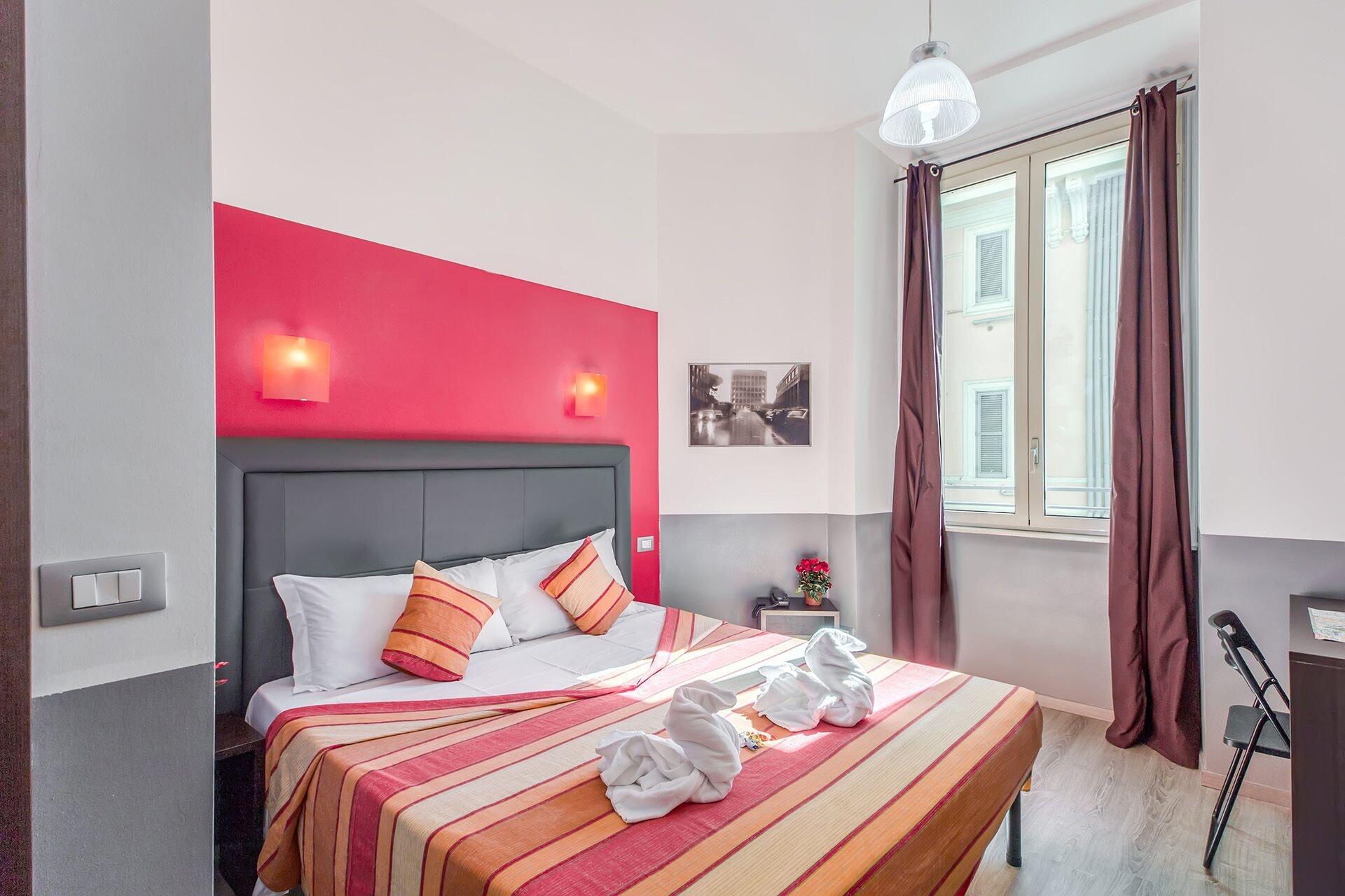 Varios MF Hotel