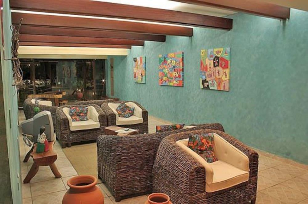 Comodidades del Alojamiento Albacora Praia Hotel