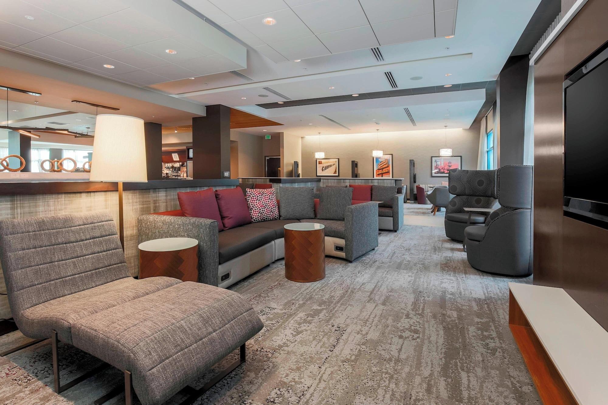 Vista Lobby Courtyard by Marriott San Jose Campbell