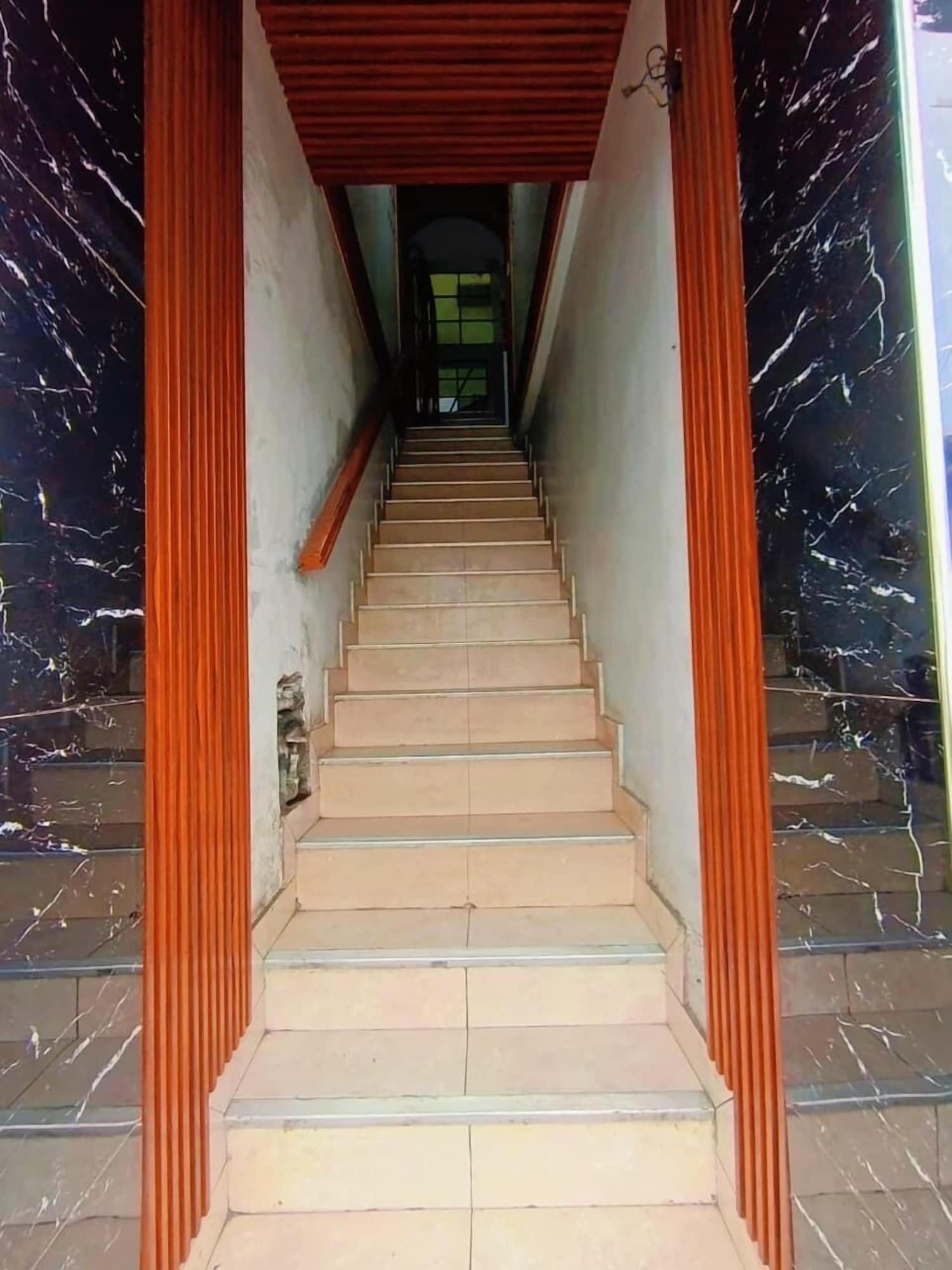 Vista Lobby HOSTAL PARIS M&P 3