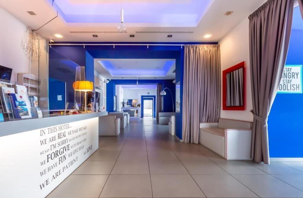 Vista Lobby Hotiday Capo di Sorrento