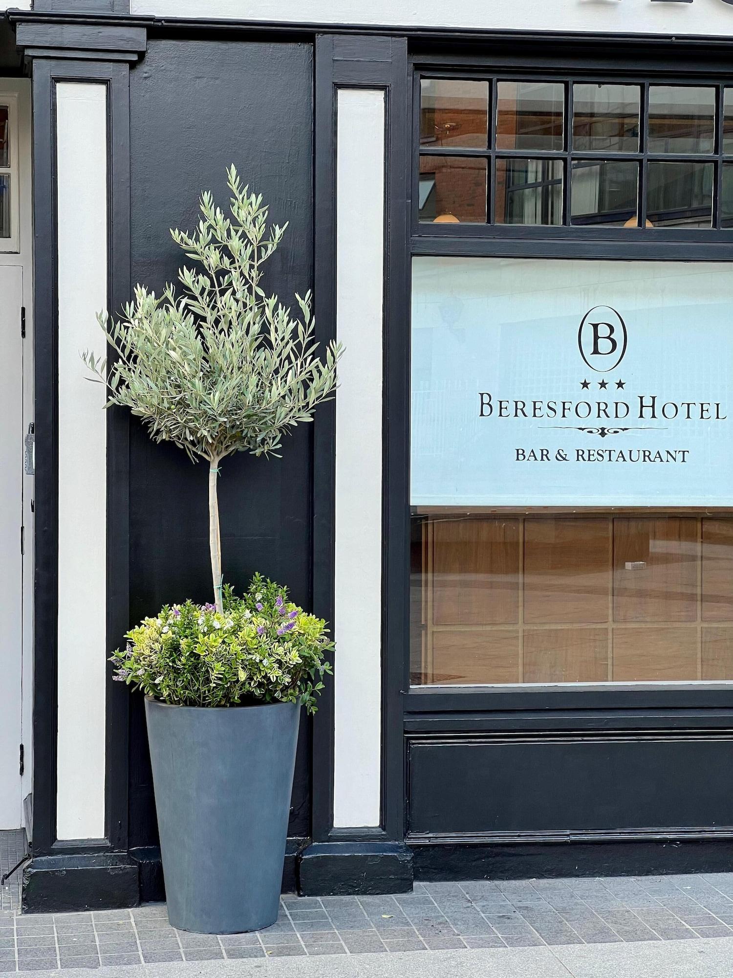Vista Exterior Beresford Hotel