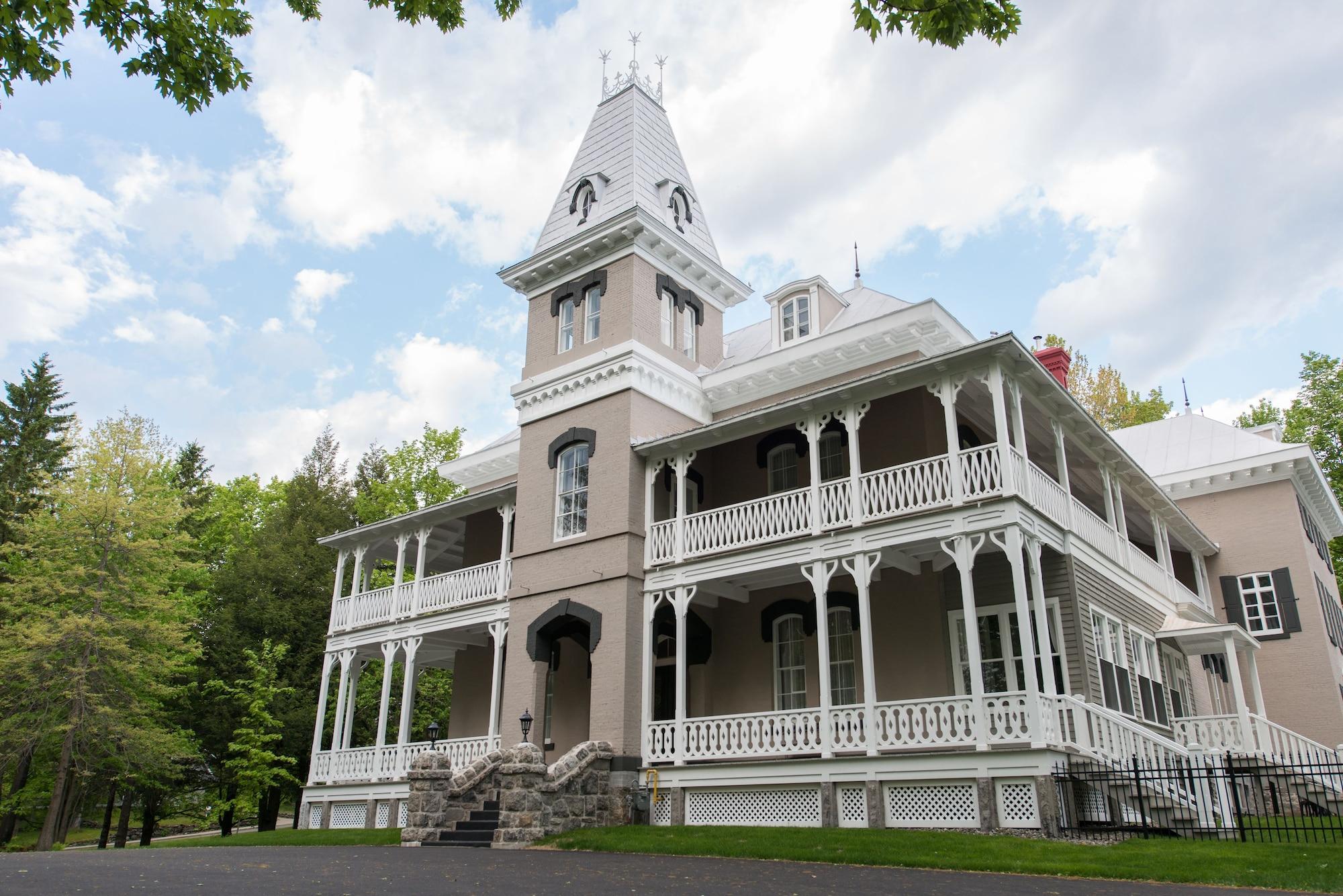 Vista Exterior Manoir Maplewood
