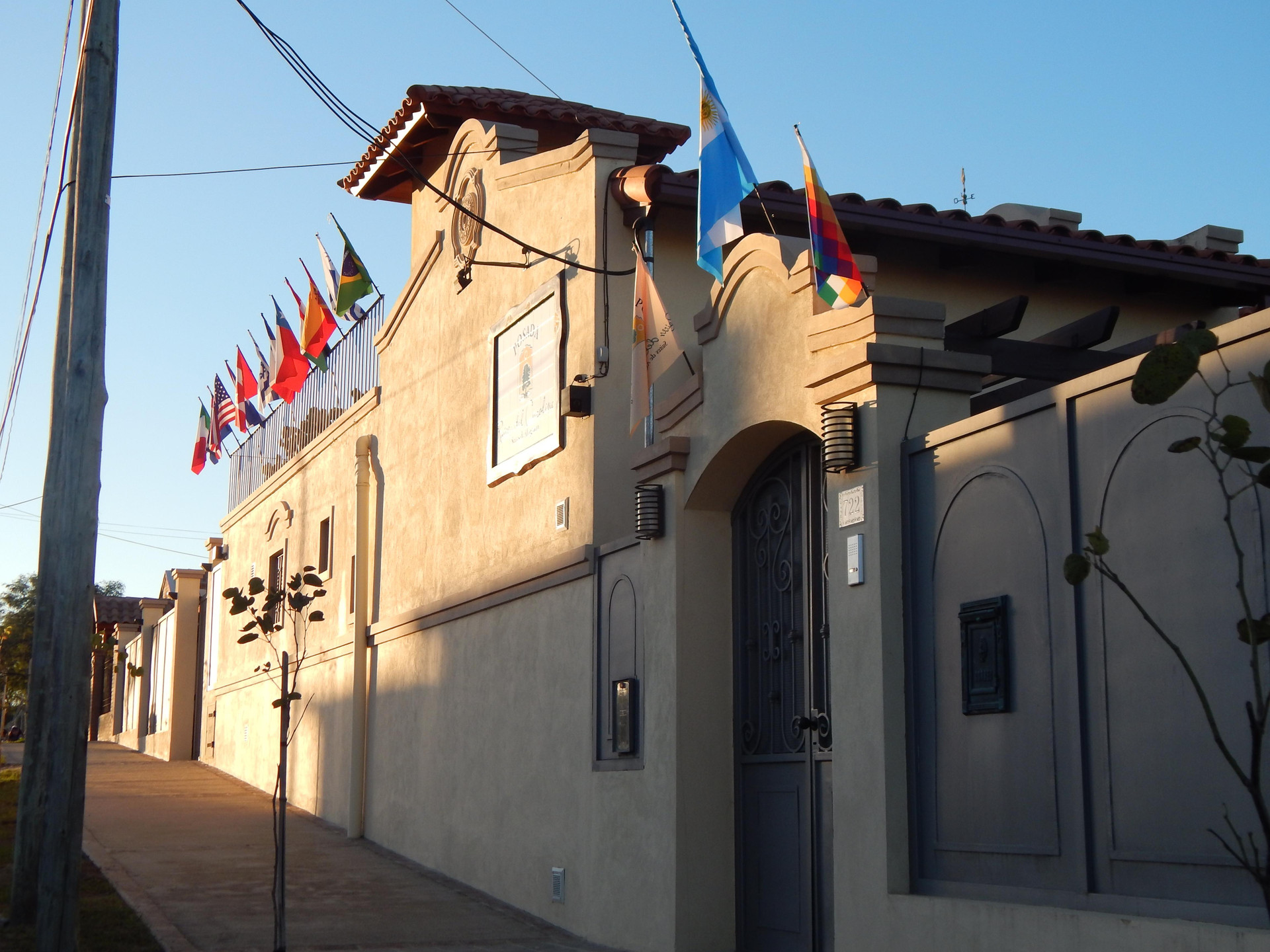 Vista Exterior Raices del Carolino