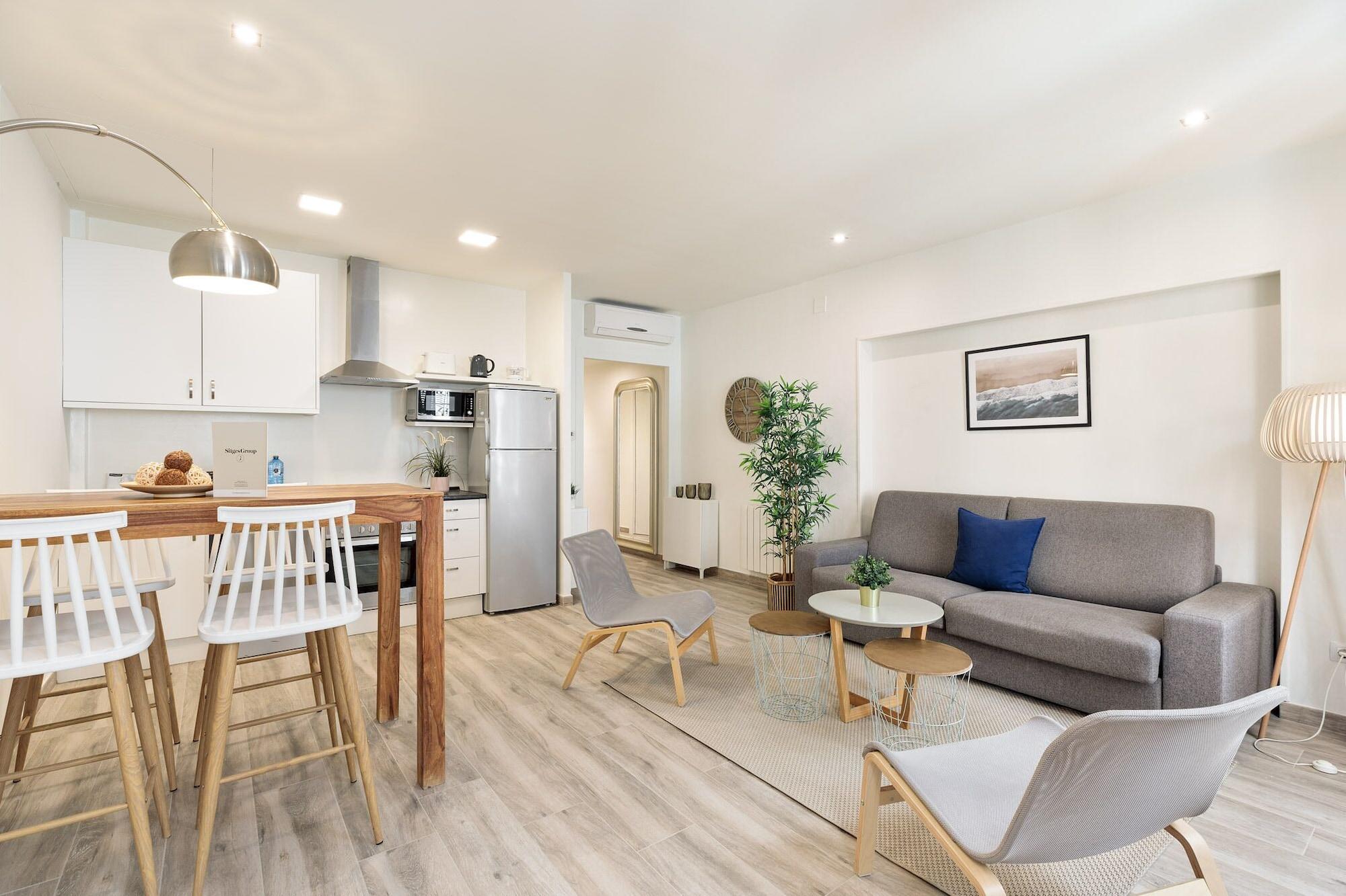 Equipamiento de Habitación Sitges Group Blue and White