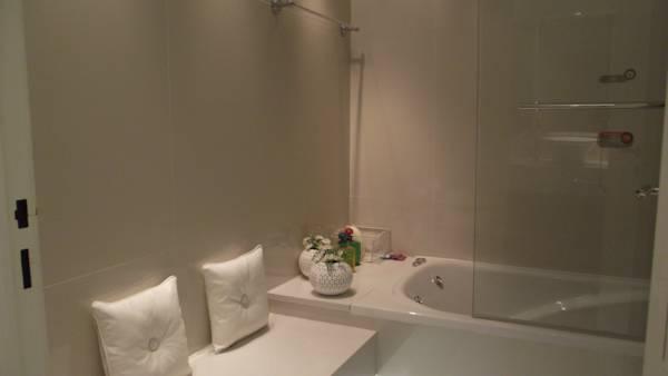Baño Suites del Pilar