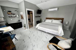 Alojamiento - Chapel Suites - King Suite