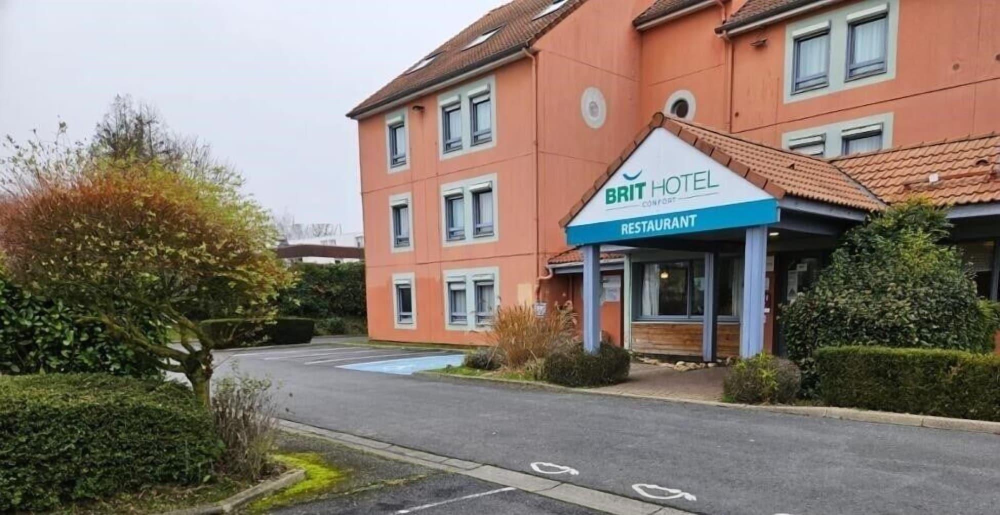 Vista Exterior Brit Hotel Confort CAMBRAI