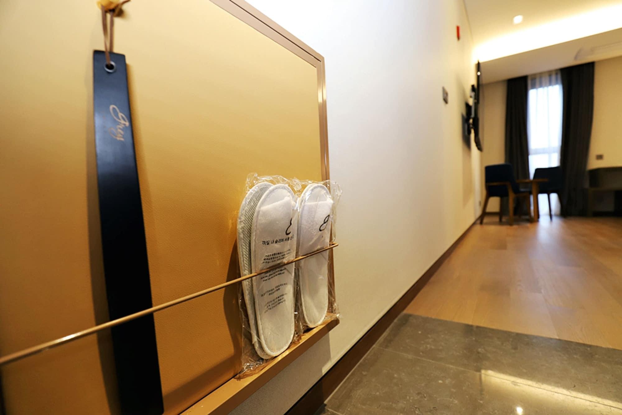 Set de Habitación Gangneung Grey Hotel