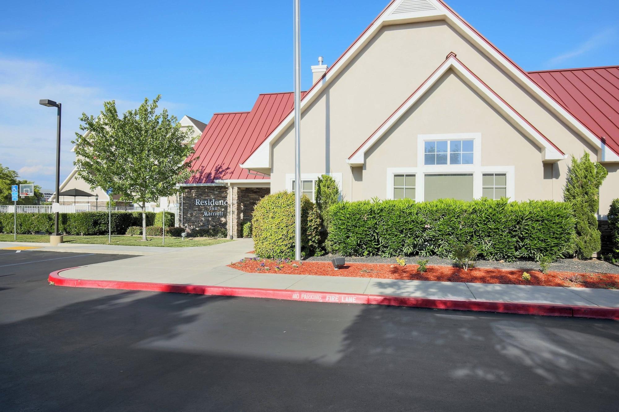 Vista Exterior Residence Inn by Marriott Chico