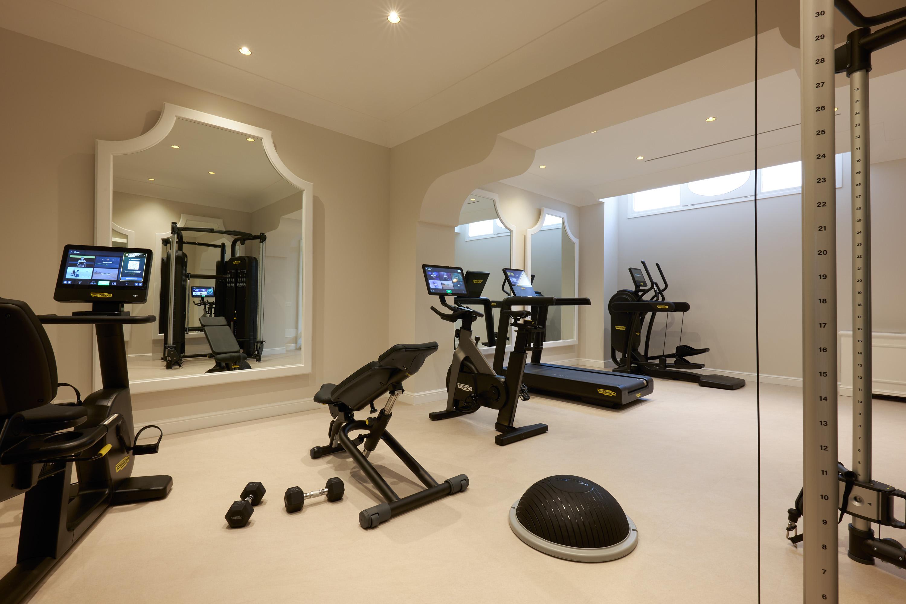 Gimnasio Grand Hotel De La Ville