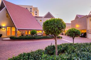 Alojamiento - Courtyard Hotel Sandton