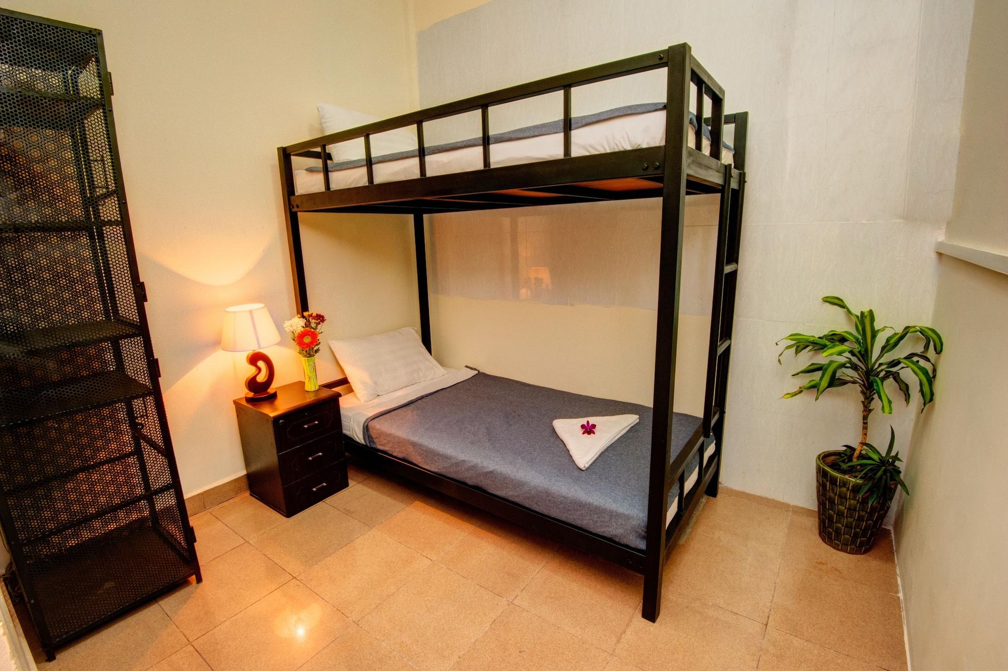 Habitación B52 Hostel