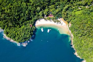 Actividad - Tour a Yelapa y Majahuitas con comida y barra libre