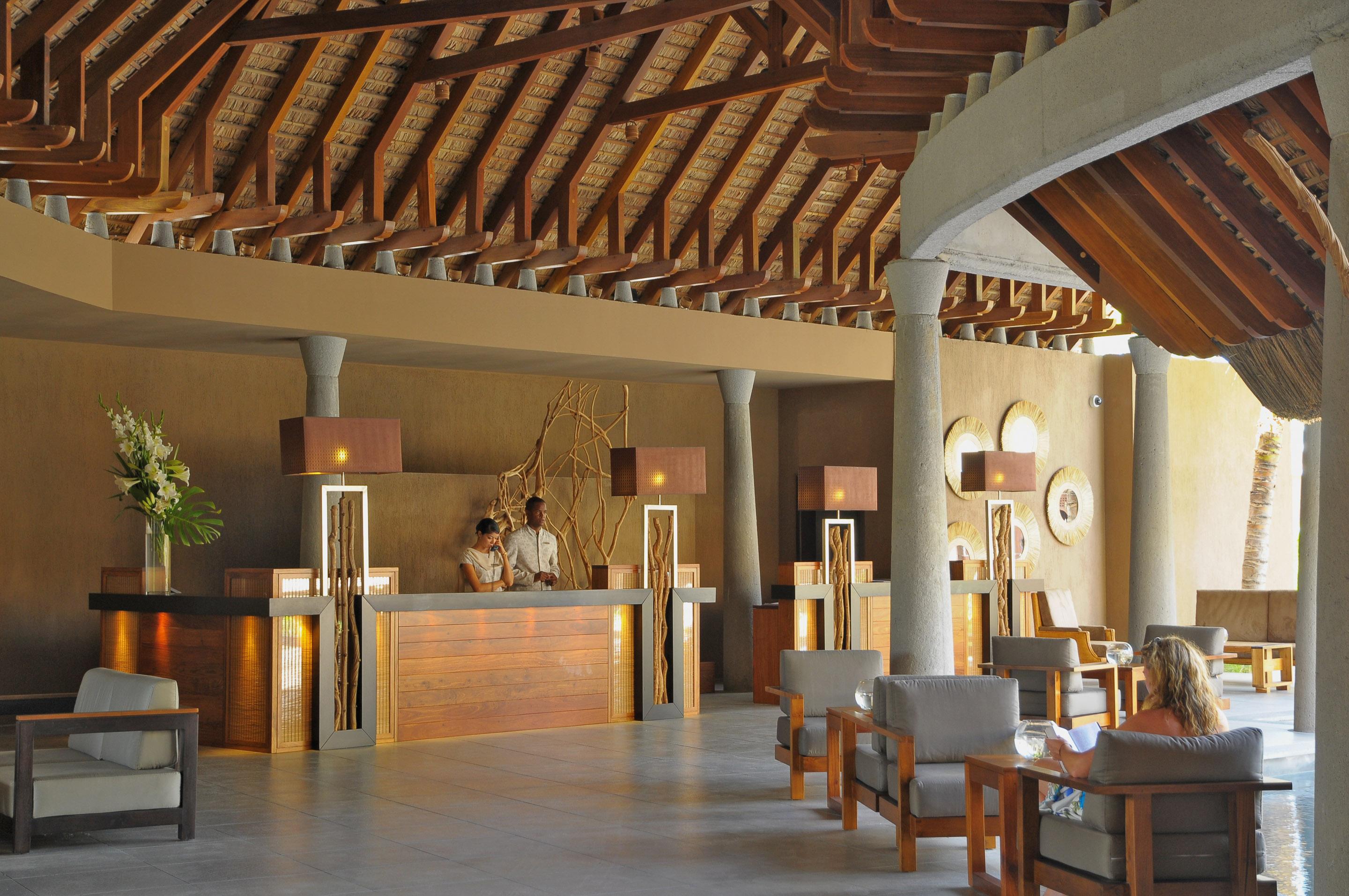 Vista Lobby Trou aux Biches Beachcomber Golf Resort & Spa