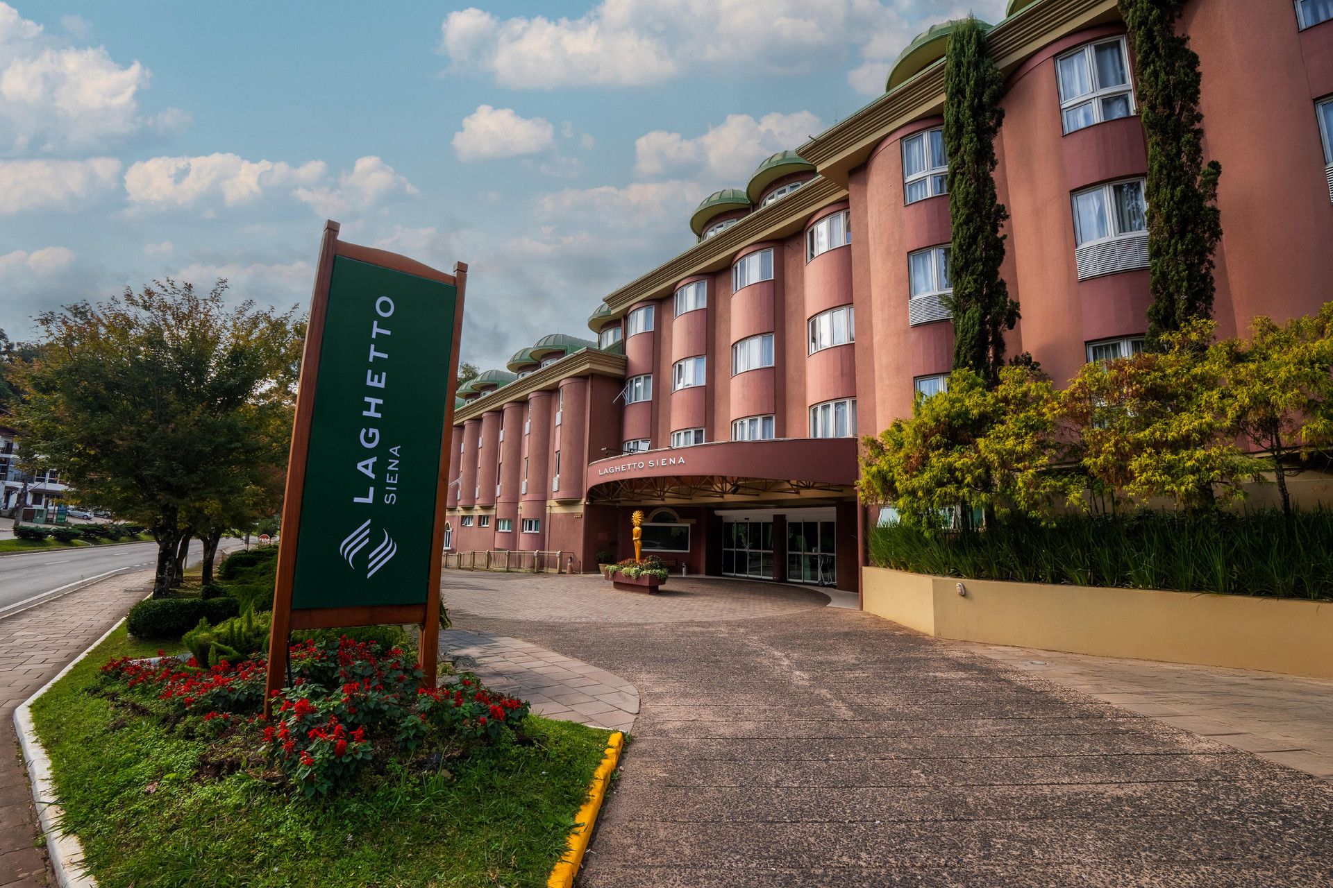 Vista Exterior Hotel Laghetto Siena