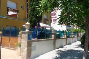 Alojamiento - Hotel Ribes Roges