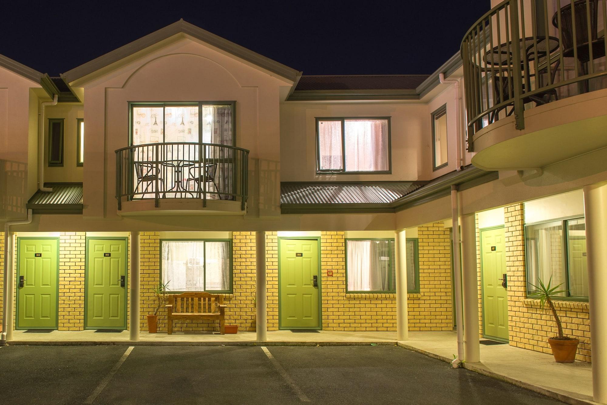 Varios Hamilton Settlers Motor Lodge