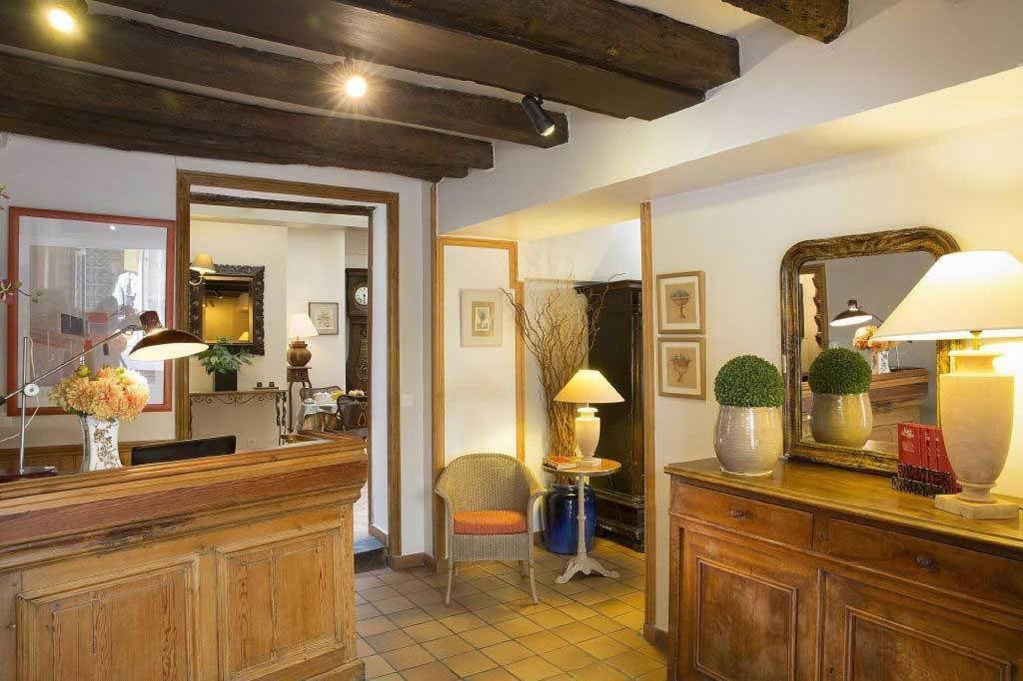 Vista Lobby Hotel du Cygne Paris