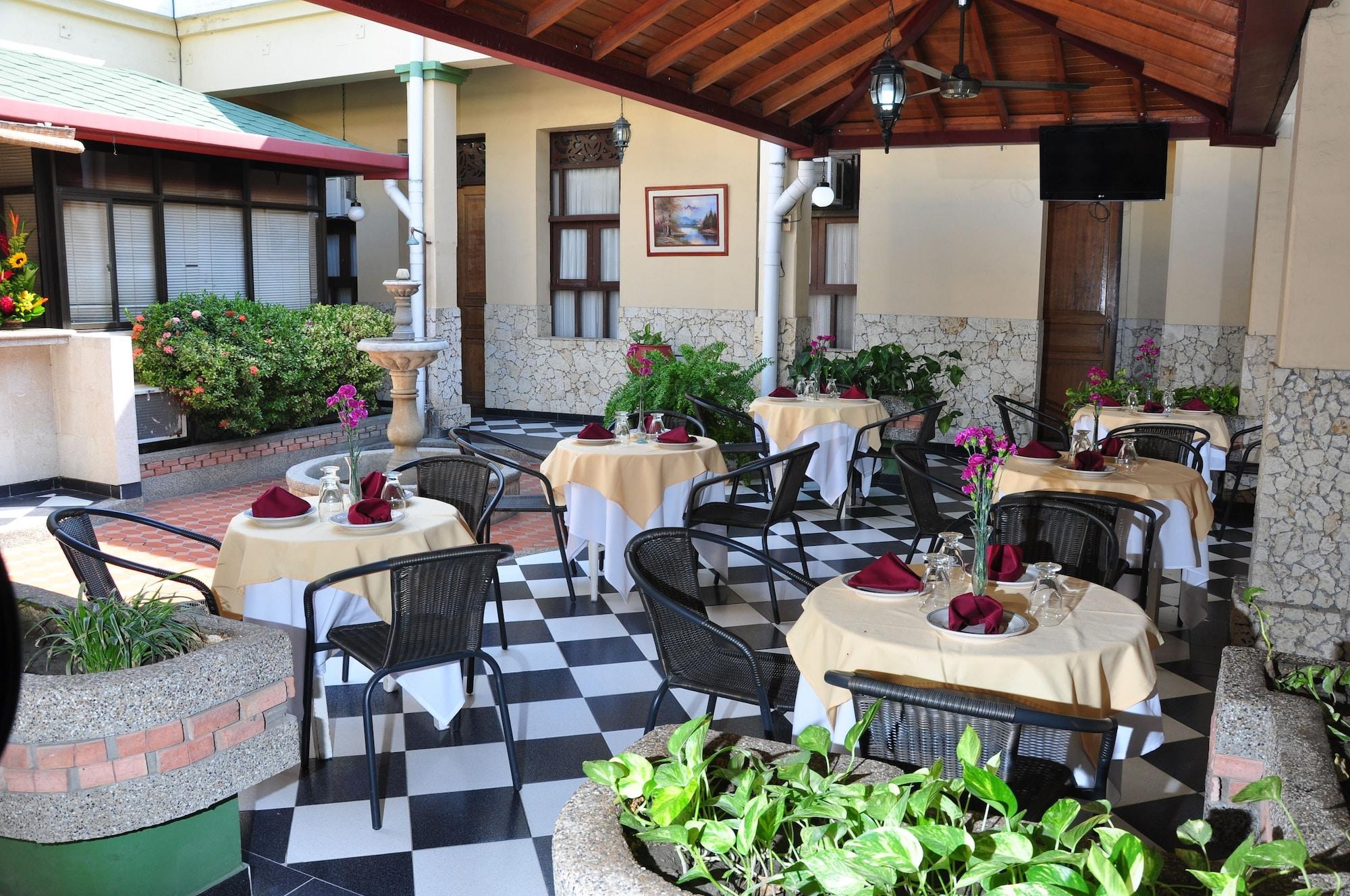 Vista Lobby Hotel Bahia Blanca