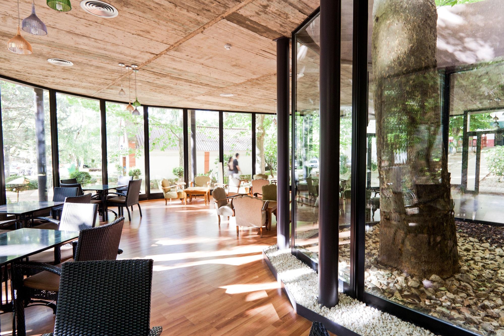 Vista Lobby Balneario Serón