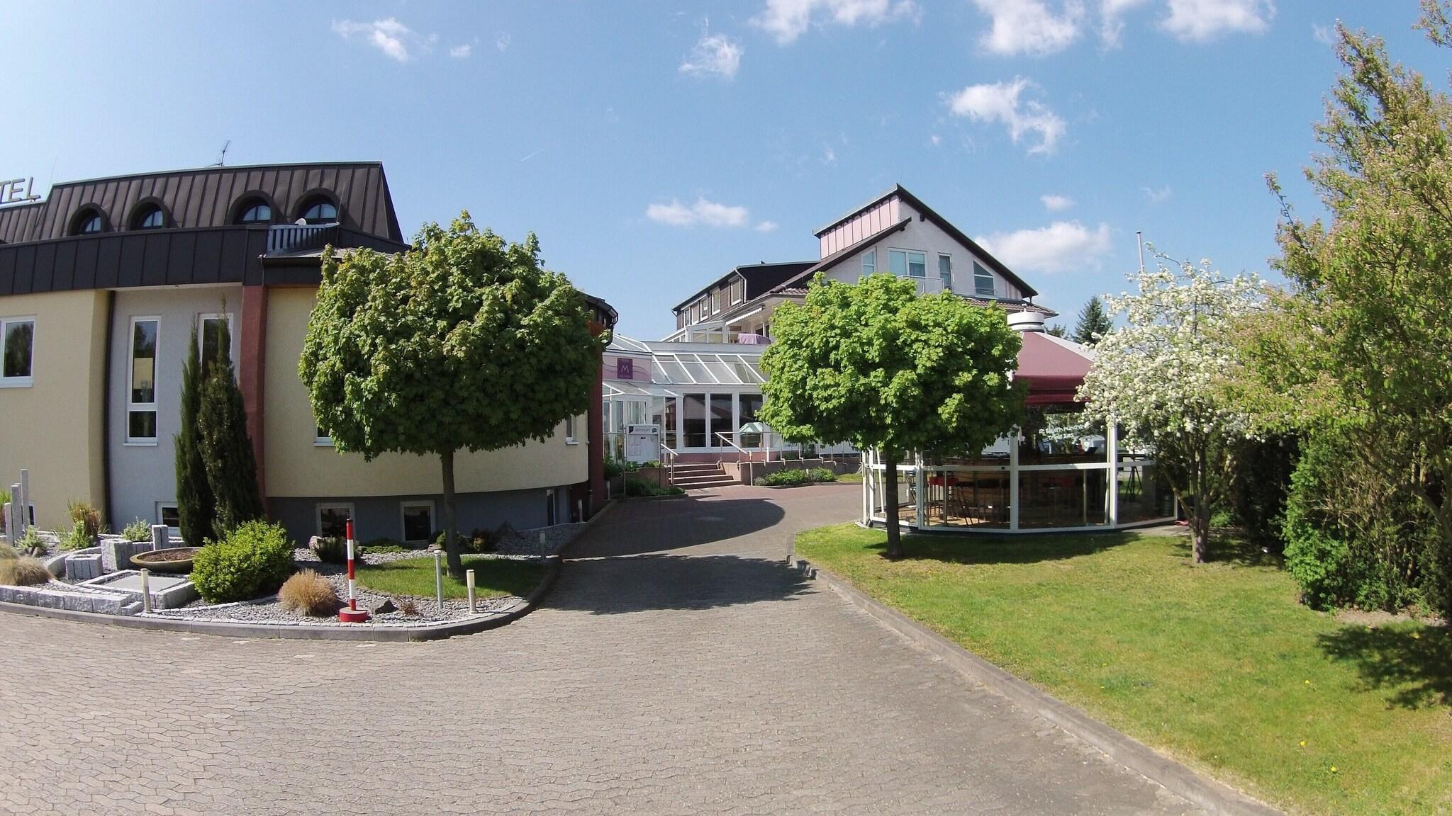 Vista Exterior Hotel Monika