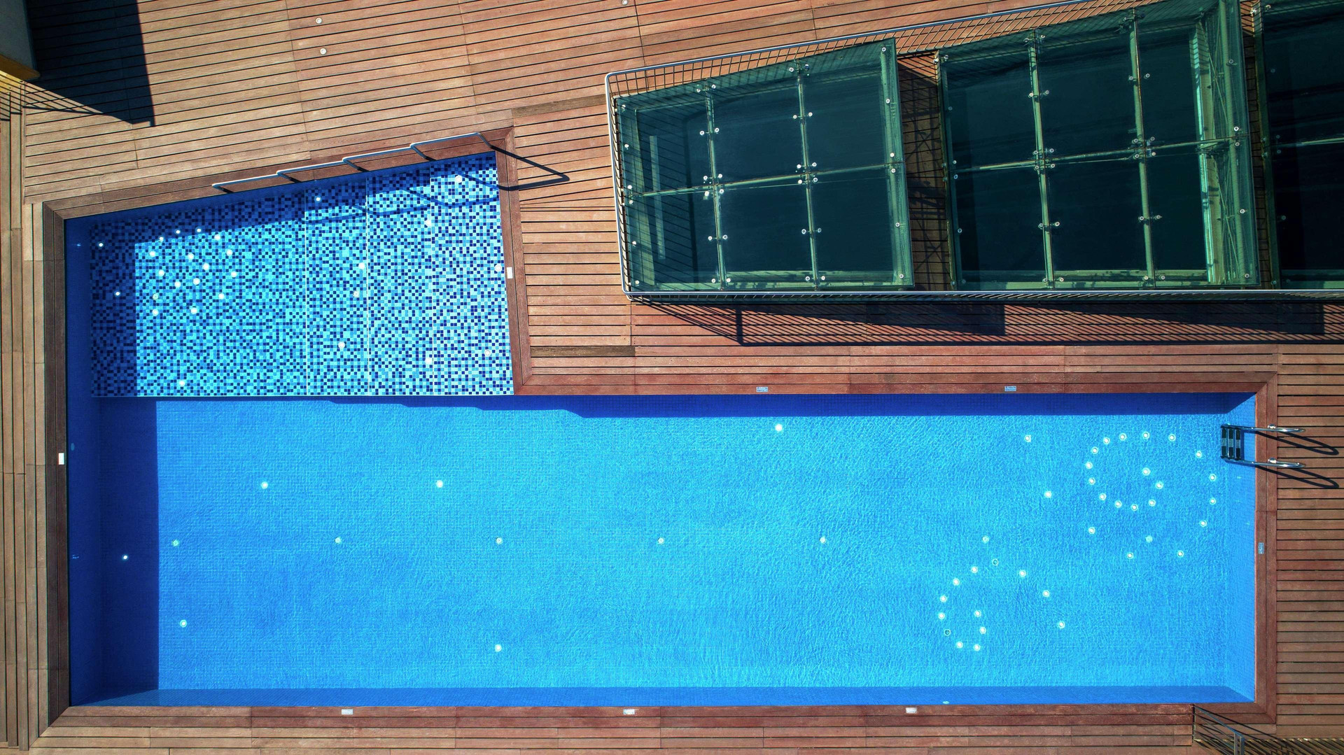Vista Piscina Hilton Beirut Downtown