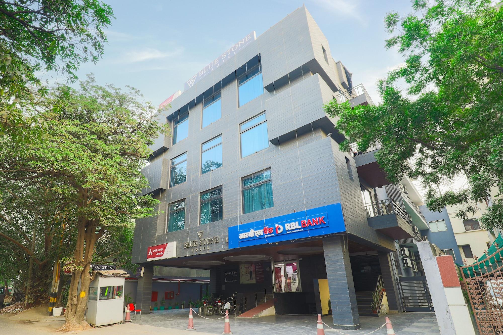 Vista Exterior Hotel Blue Stone - Nehru Place