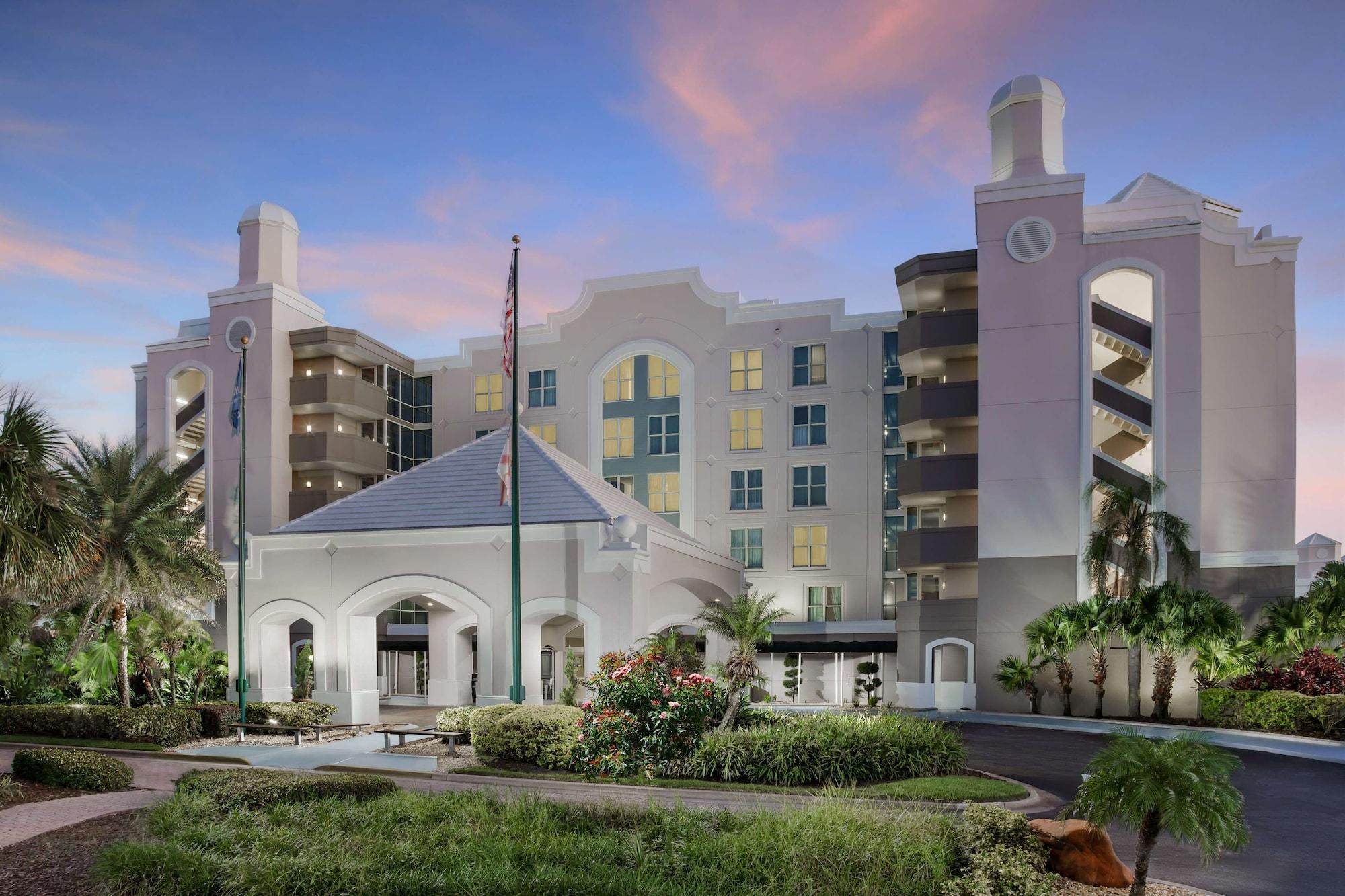 Vista Exterior Embassy Suites by Hilton Orlando Lake Buena Vista Resort
