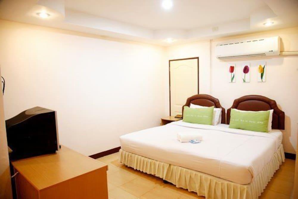 Habitación Bed by Tha-Pra Hotel and Apartment