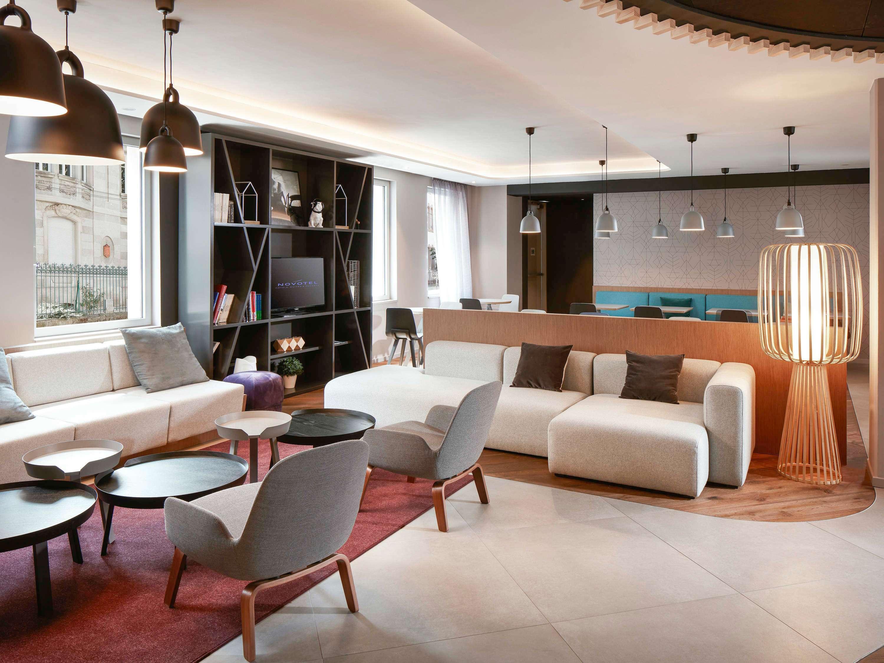 Vista Lobby Novotel Suites Colmar Centre