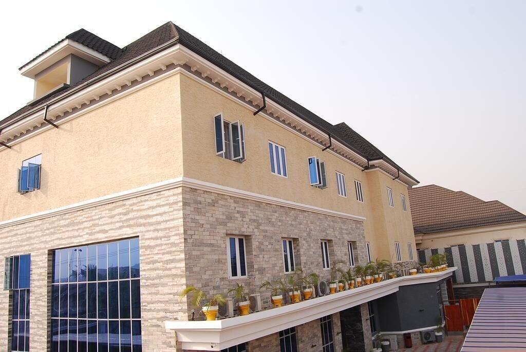 Varios Exclusive Serene Hotel