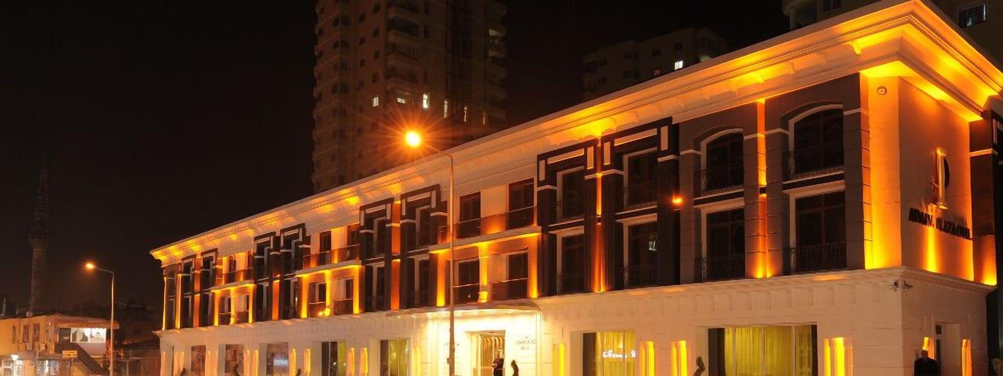 Vista Exterior Adana Plaza Otel