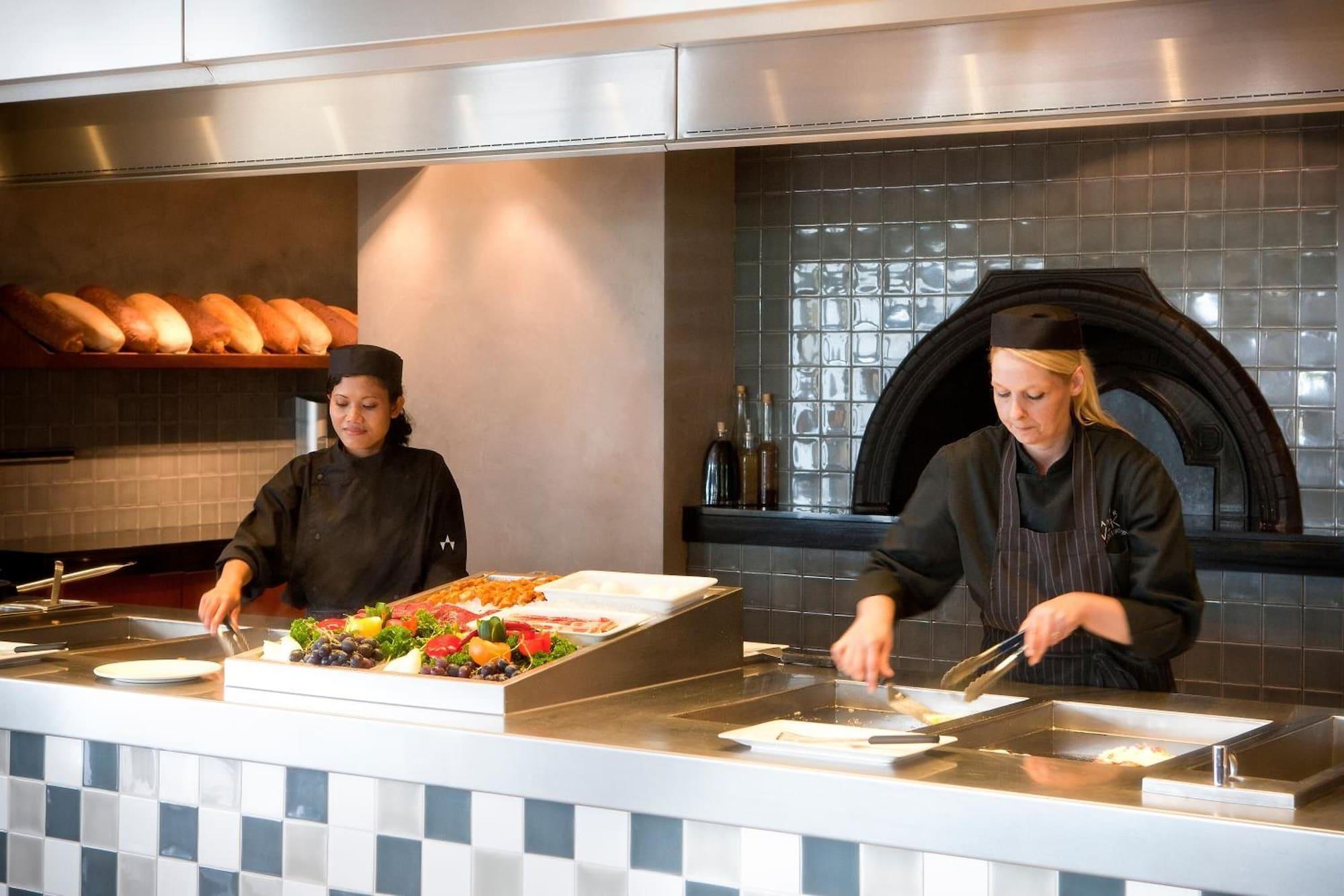 Vista Lobby Van Der Valk Hotel Stein - Urmond