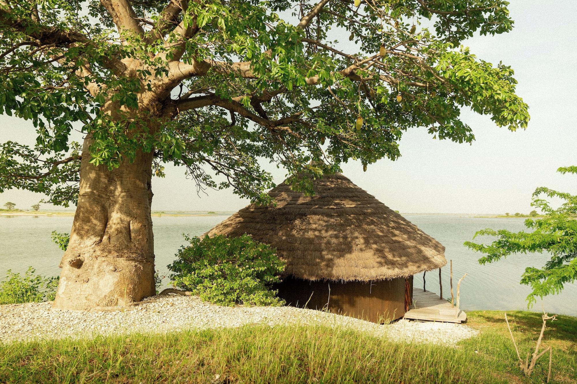 Vista Exterior Lodges des Collines de Niassam