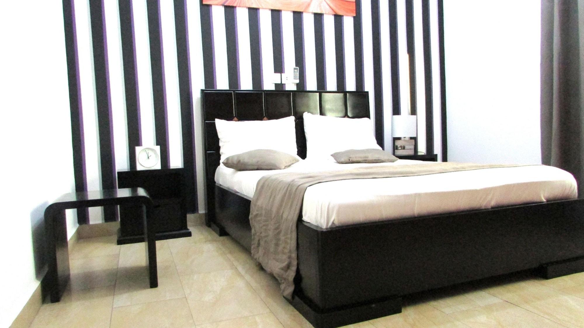 Habitación NewLand Sarl