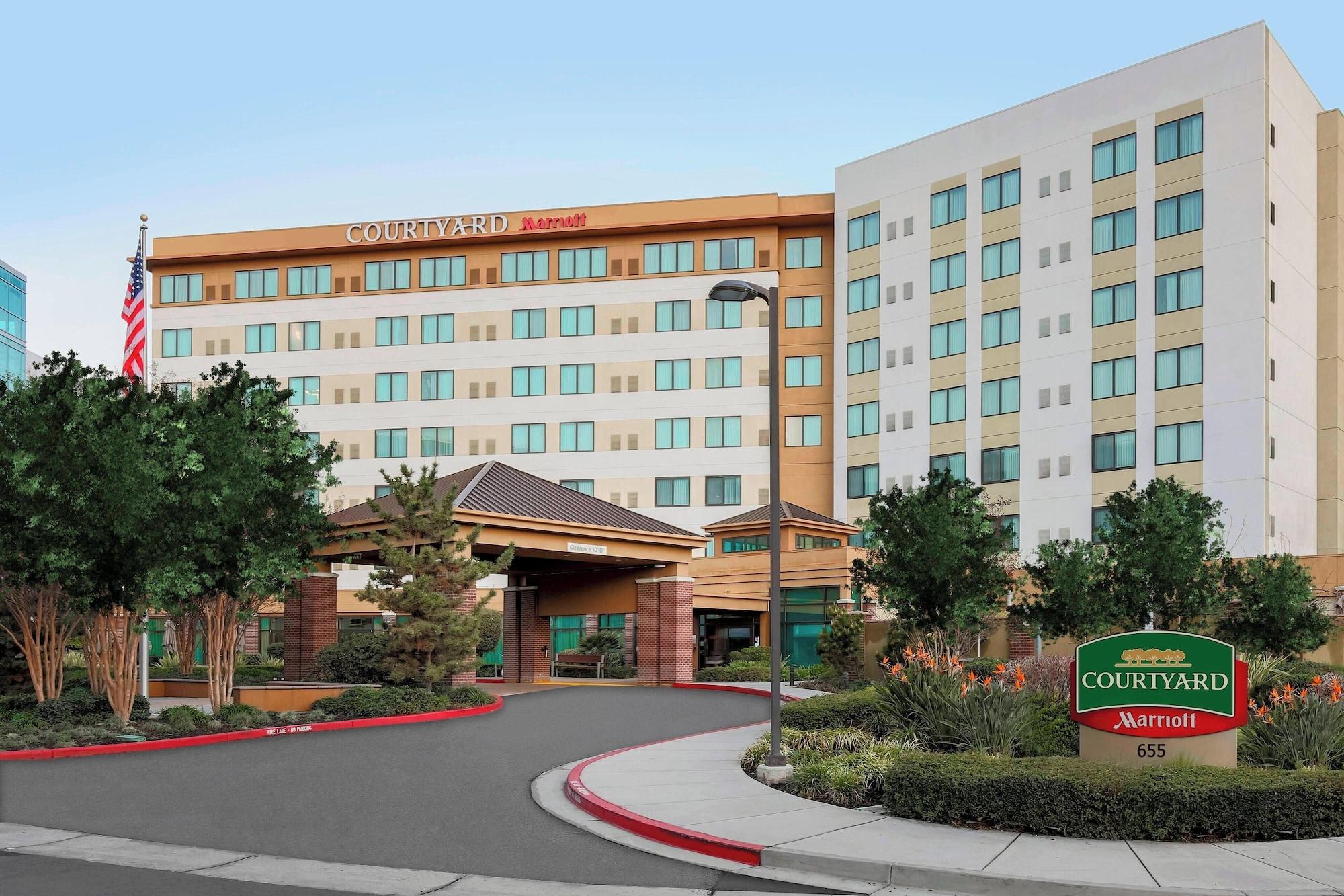 Vista Exterior Courtyard by Marriott San Jose Campbell