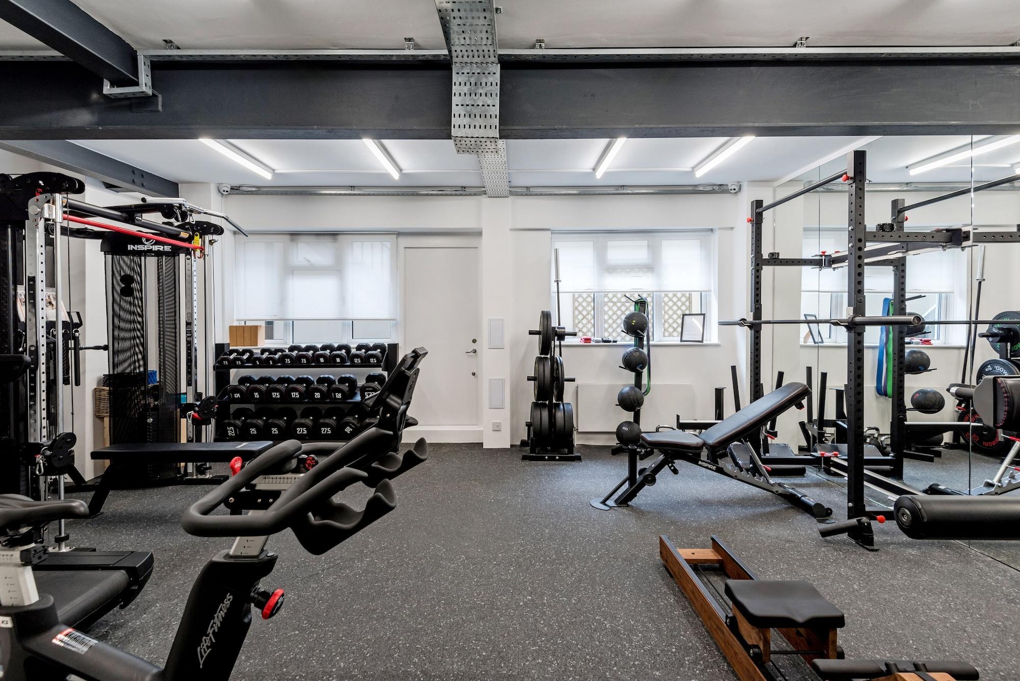 Gimnasio Buckingham & Lloyds