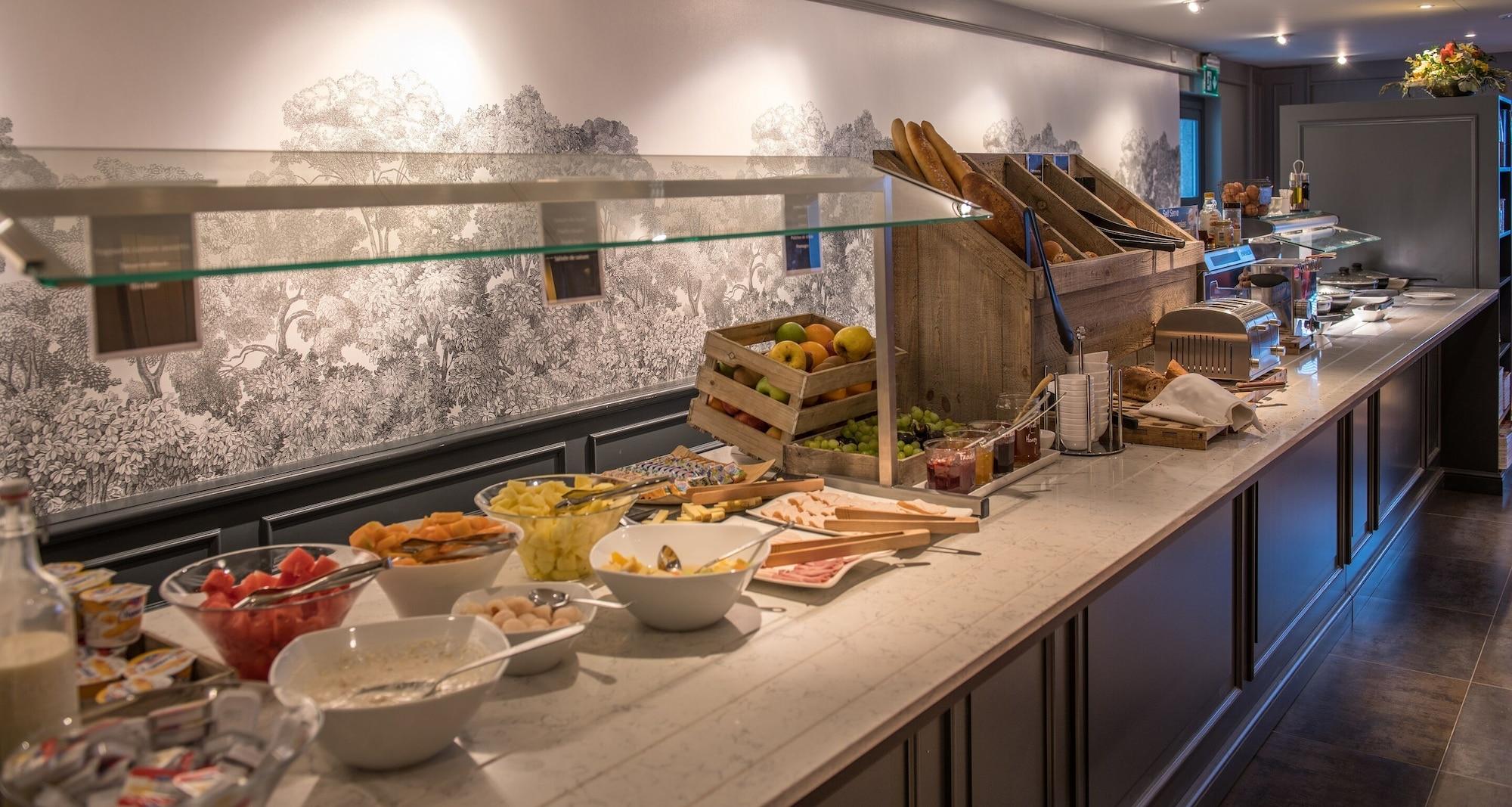 Restaurant Everness Hotel & Resort